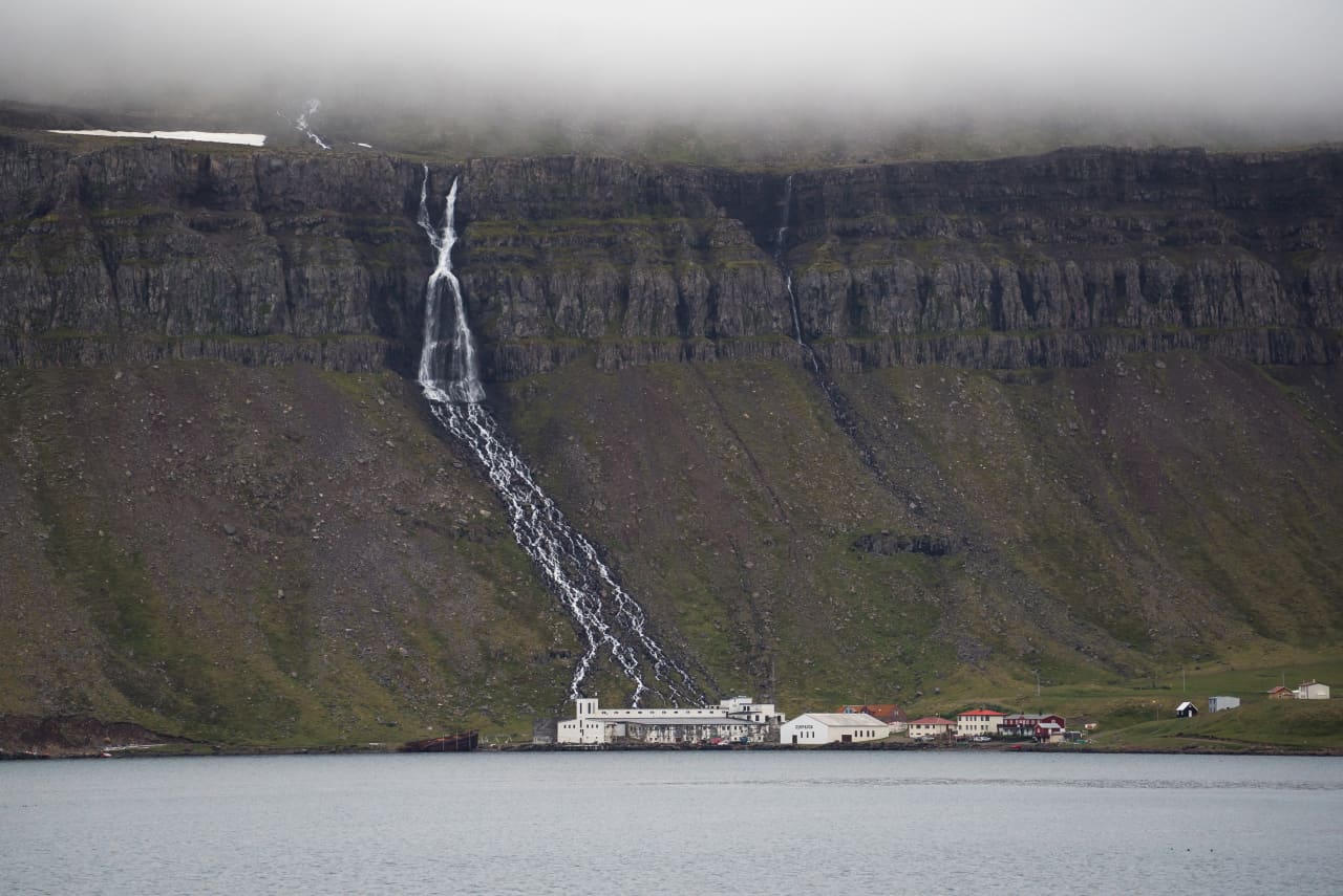 Djúpavíkurfoss